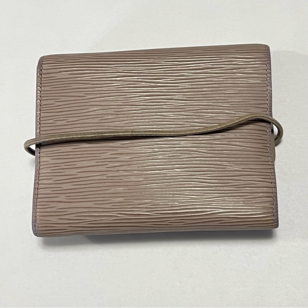 LOUIS Vuitton Elastic Epi Wallet - Picture 4 of 16